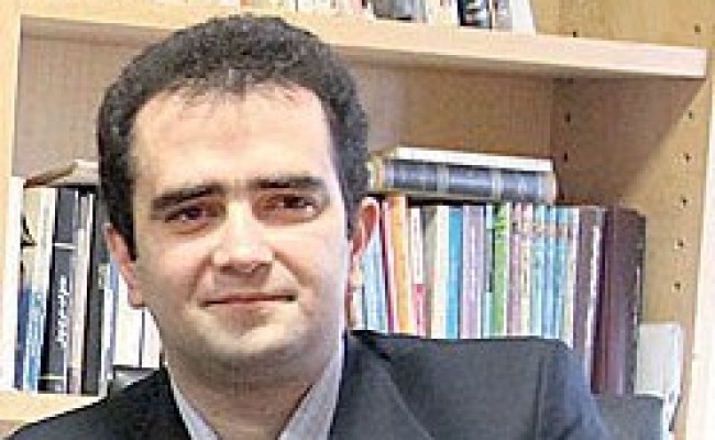نقش کلیدی انتظارات نقش کلیدی انتظارات